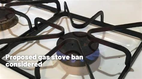 who proposed ban on gas stoves